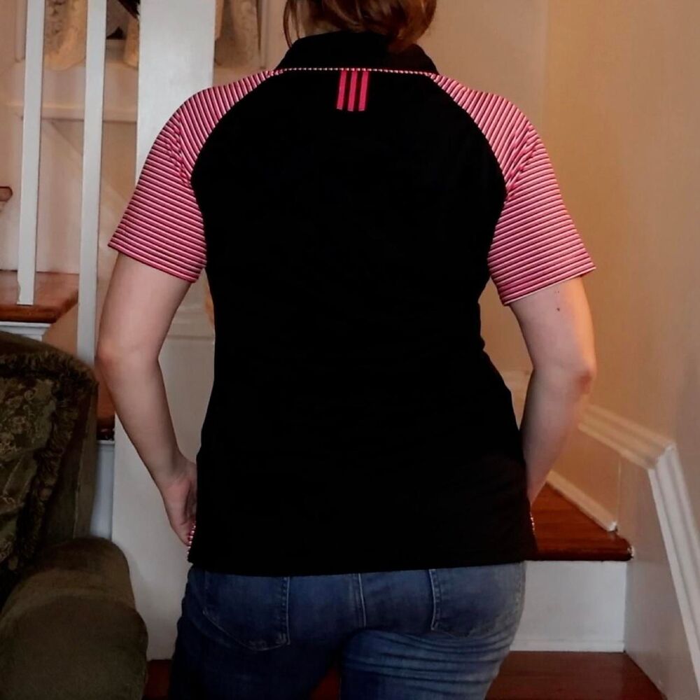 Adidas Women's Golf Polo Sz Medium Short Sleeve Black Pink Striped Preppy Top - Picture 2 of 5